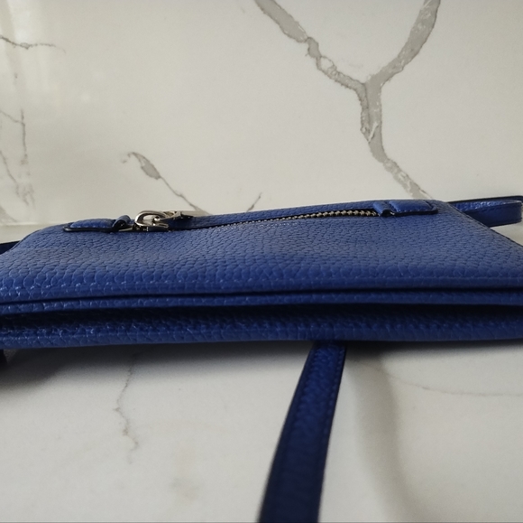 Marc Jacobs wallet crossbody - Picture 2 of 9